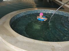 泳池-舟山希尔顿酒店