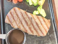 -必胜客(上海华谊新所店)