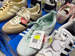 -东荟城名店仓