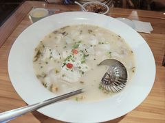 -严记小天府酸菜鱼(西四路店)