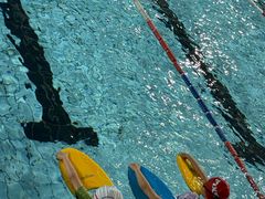 -梦翔龙湖滟澜山游泳俱乐部