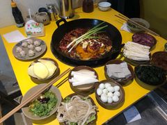 -周幺妹重庆老火锅(银泰城总店)