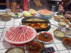 -伍师兄市井火锅(东部星悦天地店)