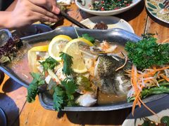 泰式招牌鲈鱼-萨芭蒂高空花园餐酒吧