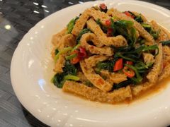 菠菜面筋-天羽烤乳鸽店(财大家属院店)