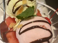冰淇淋水果圆-西堤牛排(南京龙江店)