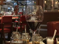 -恰餐厅及酒吧 CHAR Bar & Grill (北京丽都皇冠假日店)