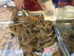 -王浩儿纪六孃甜皮鸭(乐山总店)