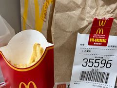 -麦当劳(展览路店)