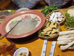 -民食香·腊排骨野生菌美食(木府店)