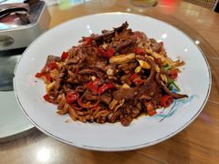 -黄泥岗·地道湖北菜(奥特莱斯店)