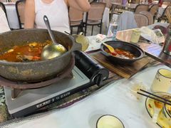 -刘姐啤酒鱼民族演艺餐厅(西街总店)