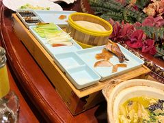-梅花香里大酒店(郁金香路店)