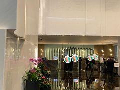-深圳国际会展中心希尔顿酒店(前海华发冰雪世界店)