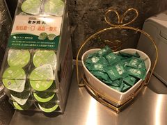 -老乡鸡(上海白玉兰广场店)