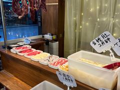 -天成·潮州牛肉脆肉鱼生蚝自助火锅