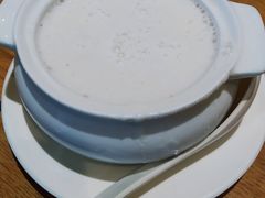 蛋白椰汁杏仁茶-满记甜品(岭南新天地店)