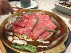 黑牛牛五花-小猪小牛章鱼水煎肉(盛京大奥莱店)