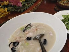 -梅花香里大酒店(郁金香路店)