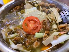 -泸州酸菜豆花火锅川师店