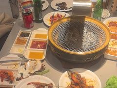 -山焱·炭火自助烤肉(周浦万达店)