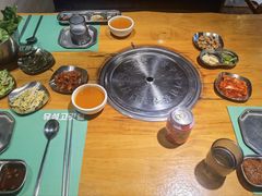 -唯成•韩国炭火烤肉 유성고기
