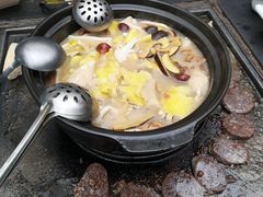 -有一锅·野生菌黑山羊腊排骨火锅(古城北门店)