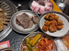-炽城·烤肉名家(鸿达中央广场店)