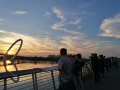 -南京眼步行桥