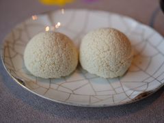 鹅肝起酥包-新荣记(BFC外滩金融中心店)