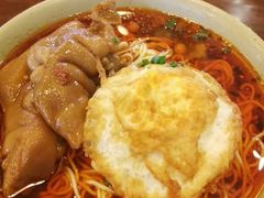 -巴津碗碗面(人和店)