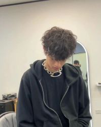 -TRIMS HAIR 修剪造型·烫染接发