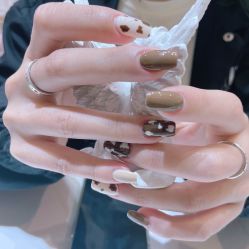 -莉娜美睫·穿戴甲