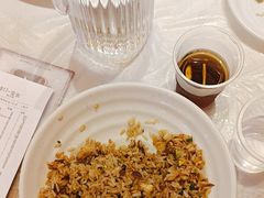 -肥肥虾庄·金牌油焖大虾(首义路店)