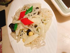 -韵秋荷(宝山龙湖天街店)