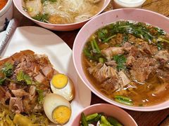 -马里奥明星猪脚饭