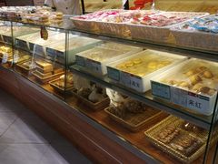 面包甜点陈列柜-北京稻香村(燕儿岛路店)