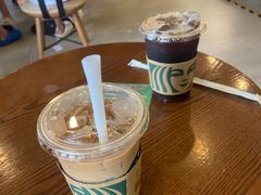 -星巴克(舟山蜈蚣峙店)