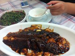 红烧豆腐小黄鱼-玲珑餐厅(陕西南路店)