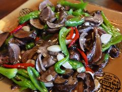 鸡油菌炒坛子肉-宋记冕宁土菜馆(海门渔村二店)