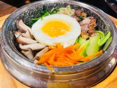 -明洞阿姨·韩式酱蟹烤肉·创意料理(三元桥店)