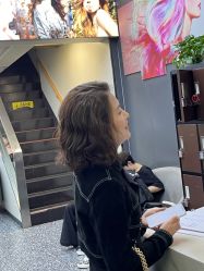 点击看大图 -藤野造型专业烫染接发