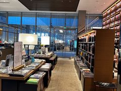-茑屋书店(天目里店)
