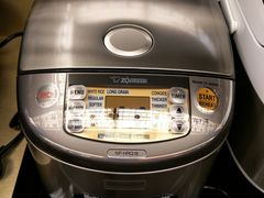 -百老汇(上水广场店)