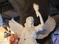 -暴风岛沉浸式体验馆(百联世纪店)