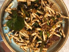 巧拌折耳根-滇越乘象云南餐厅(豆各庄店)
