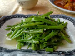 -维吾尔餐厅(宜山路店)