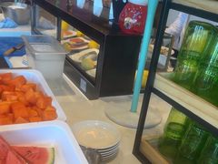 -松咖啡自助餐厅·松北香格里拉