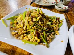 -胖大嫂渔家排档(半边山店)
