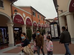 -佛罗伦萨小镇广佛名品奥特莱斯(疏港路店)